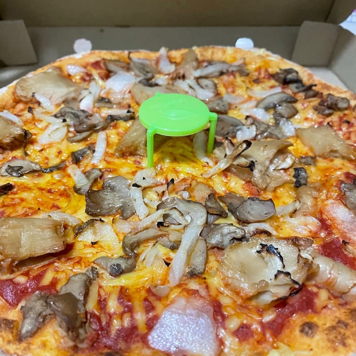 photo of Telepizza - Comida a domicilio Pizza Montana Vegui shared by @lurkelele on  29 Apr 2021 - review