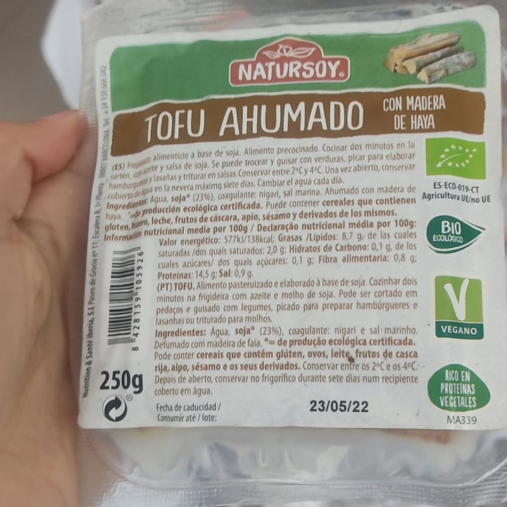 photo of Natursoy Tofu Ahumado shared by @isinha123 on  06 May 2022 - review