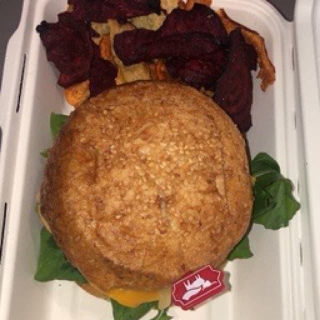 Photo of the dish “Beyond burger With Vegetable Crisps”