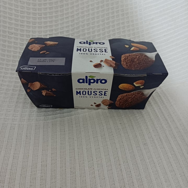photo of Alpro Mousse de Chocolate con Almendras shared by @fermina on  07 May 2021 - review