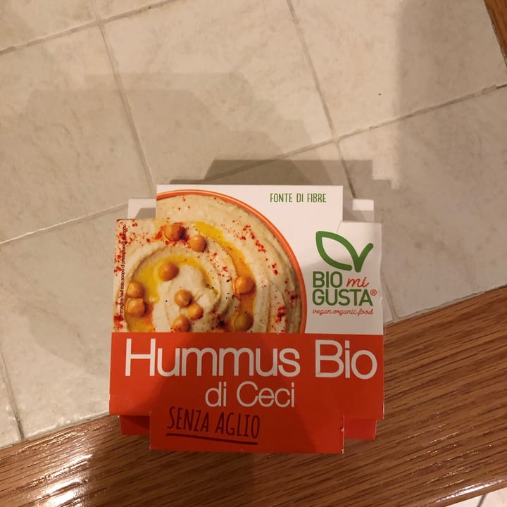 photo of Biomigusta Hummus bio di ceci shared by @silvy56 on  05 Jun 2022 - review