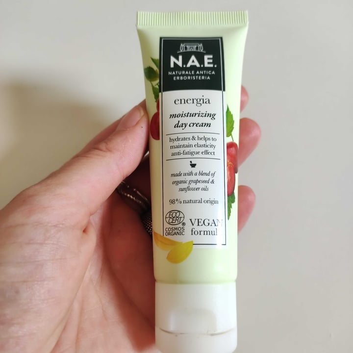 review photo of N.A.E moisturizing Day Cream shared by @saphy89 on 17 Jun 2022 - review