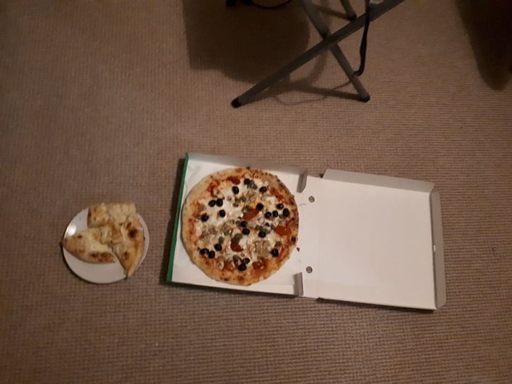photo of Al Forno Pizzeria Vegan pizza shared by @smartcookie on  02 Apr 2020 - review