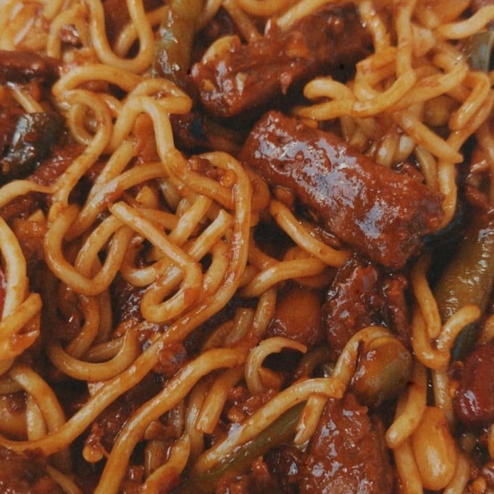 photo of ALDI No Beef Teriyaki shared by @junkfoodqueen on  15 Jun 2021 - review