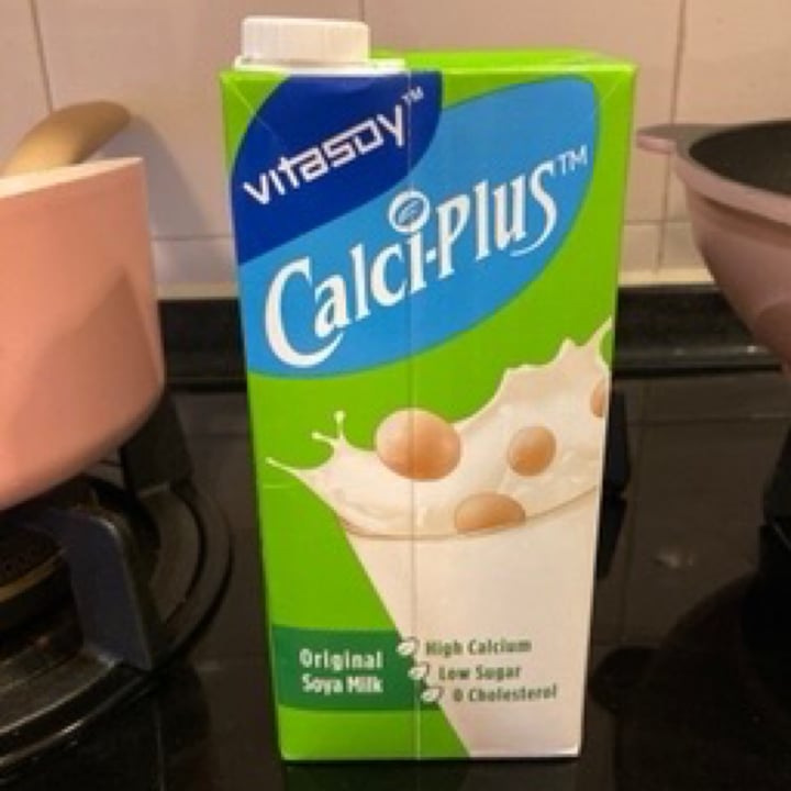photo of Vitasoy Calci-Plus Original Soy Milk shared by @elainesiu on  06 Jun 2020 - review