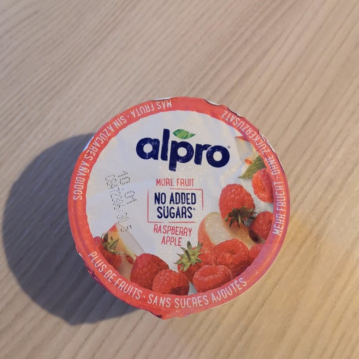 photo of Alpro Raspberry apple yogurt shared by @saraper on  17 Dec 2021 - review
