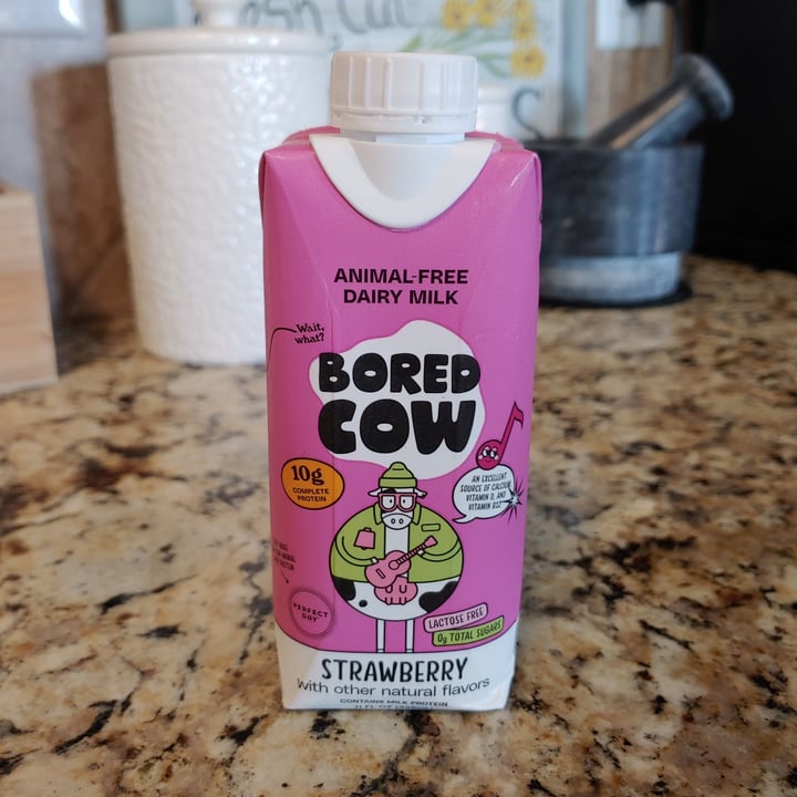 photo of bored cow Milk Strawberry shared by @thundergleep on  08 Oct 2022 - review