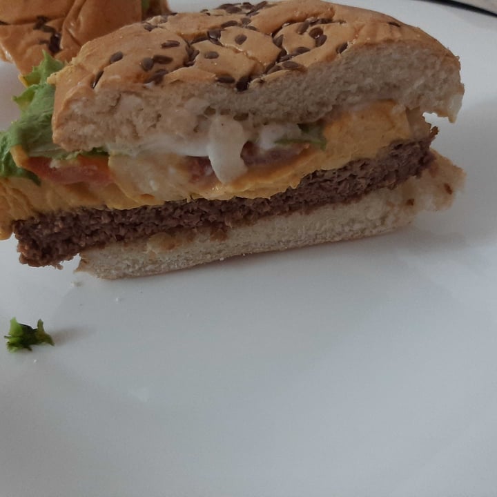 photo of Burger 54 Not Cheese Burger shared by @jazminlucia on  29 Dec 2020 - review
