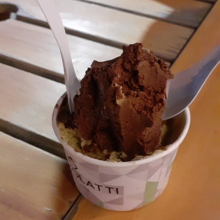 review photo of Cremolatti Helado De Pistacchio Y Chocolate Vegano shared by @valenvalen on 27 Oct 2022 - review