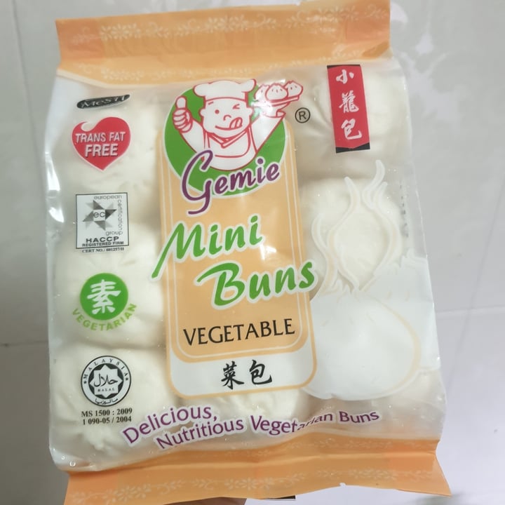 photo of Gemie Mini Vegetable Buns shared by @plantaepy on  23 Nov 2020 - review