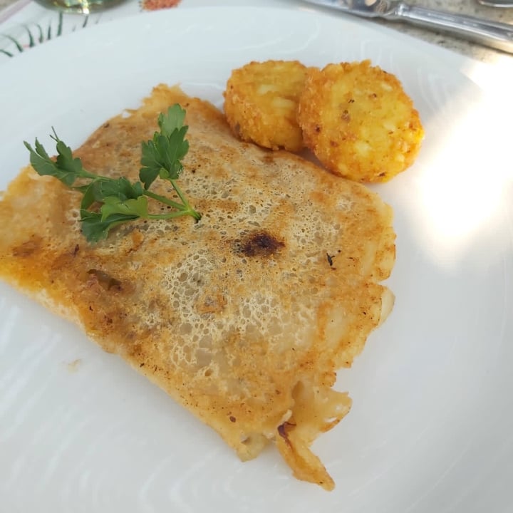 photo of Kings Camp Private Game Reserve Chickpea omlette shared by @grantmurphy on  20 Sep 2021 - review