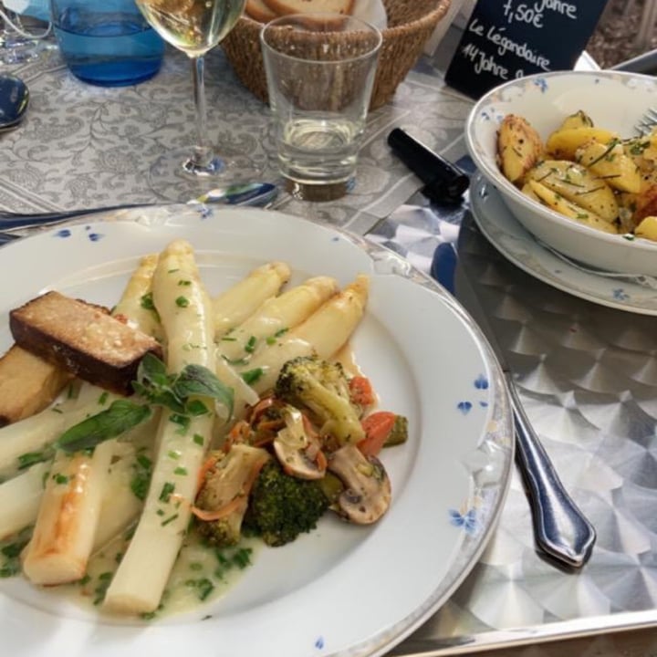 photo of Restaurant Beim Patric Spargel mit Räuchertofu shared by @einalem- on  22 Sep 2021 - review