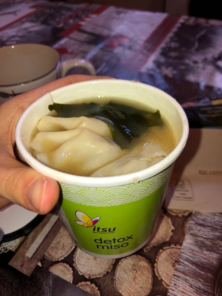 photo of itsu Detox Noodle Soup shared by @claudiasmith999 on  20 Jan 2020 - review