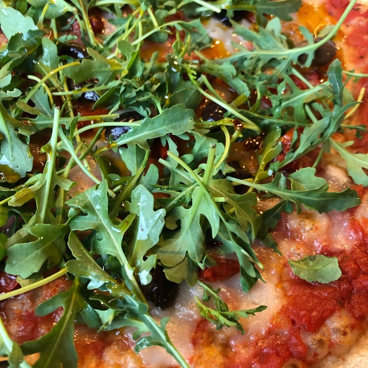 photo of Pizzeria Calicò Pizza Vegan shared by @jadembello on  15 Jul 2022 - review