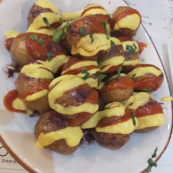 photo of Restaurante Vegetariano OCHO_Errenteria Papas Tricolor shared by @noevegan on  30 Jul 2021 - review