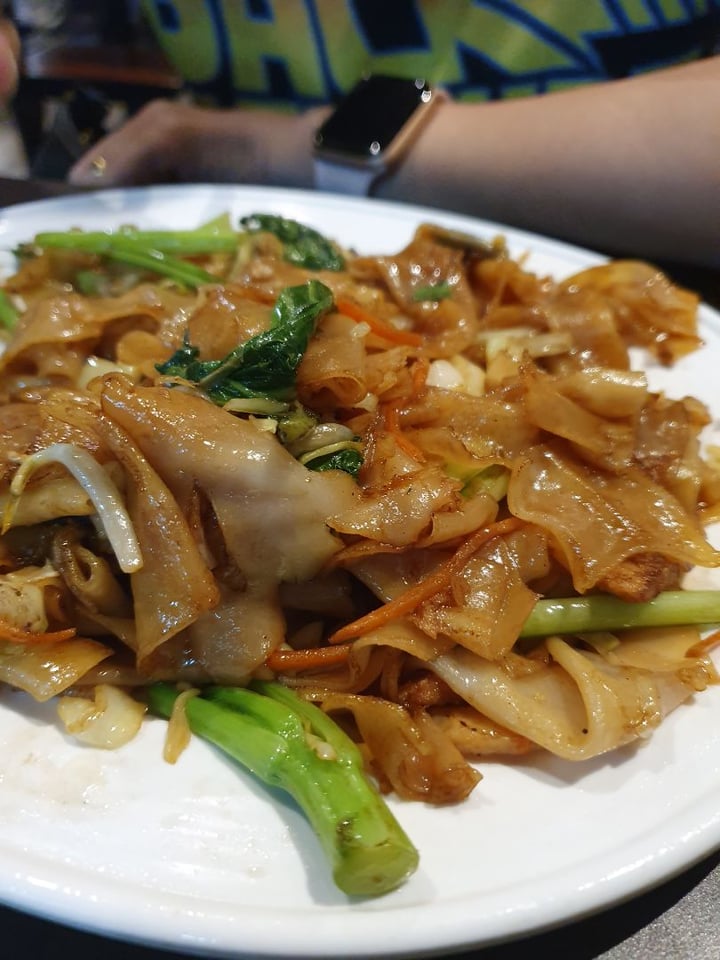 photo of Divine Realm Vegetarian Restaurant Fried Kway Teow shared by @tangyuan on  20 Dec 2019 - review