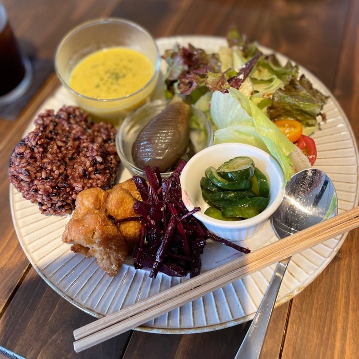 review photo of Current Cafe lunch plate shared by @minaminaaa on 04 Aug 2021 - review