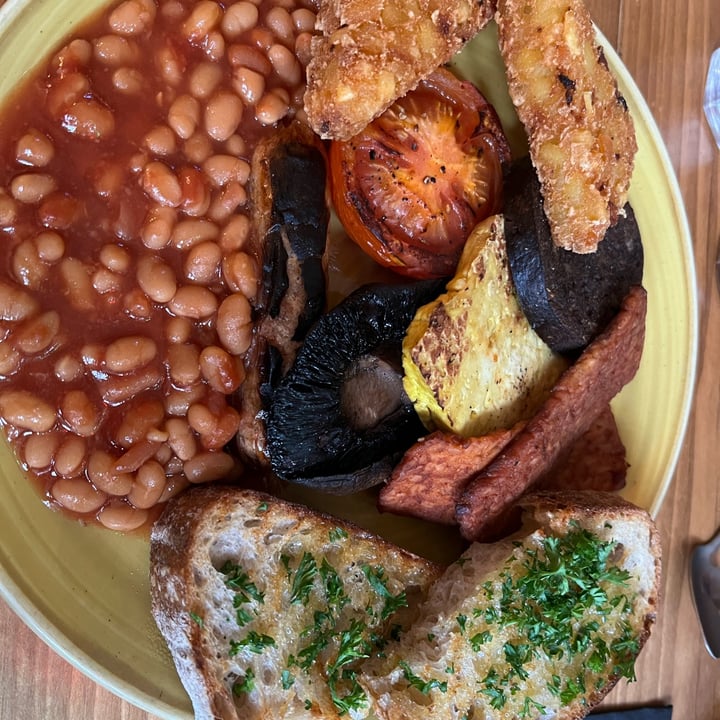 photo of Source Full English shared by @thomasgeorgegent on  11 Dec 2022 - review