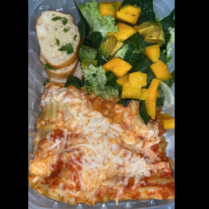 photo of Titi's Cakes Lasagna boloñesa shared by @vannyrev on  01 Jun 2021 - review