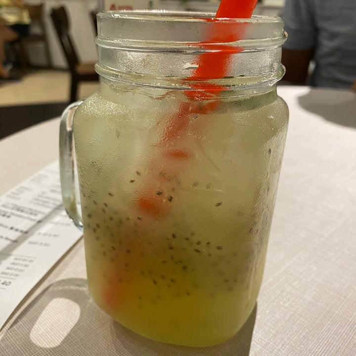 photo of D’Life Signature Calamansi Chia Seeds Beverage (Cold) shared by @beckychewy on  08 Jun 2022 - review
