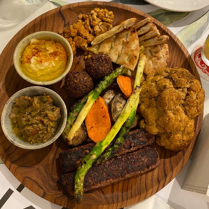 photo of Pano Kato Grill, Pizza & Deli Vegan Platter For 2 shared by @angiecwakefield on  27 Feb 2021 - review