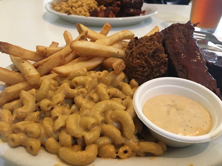 photo of Homegrown Smoker Combo plate with Fufish and soy curls, hush puppies, mac n cheese& salad shared by @yingnanensanen2017 on  22 Jan 2020 - review