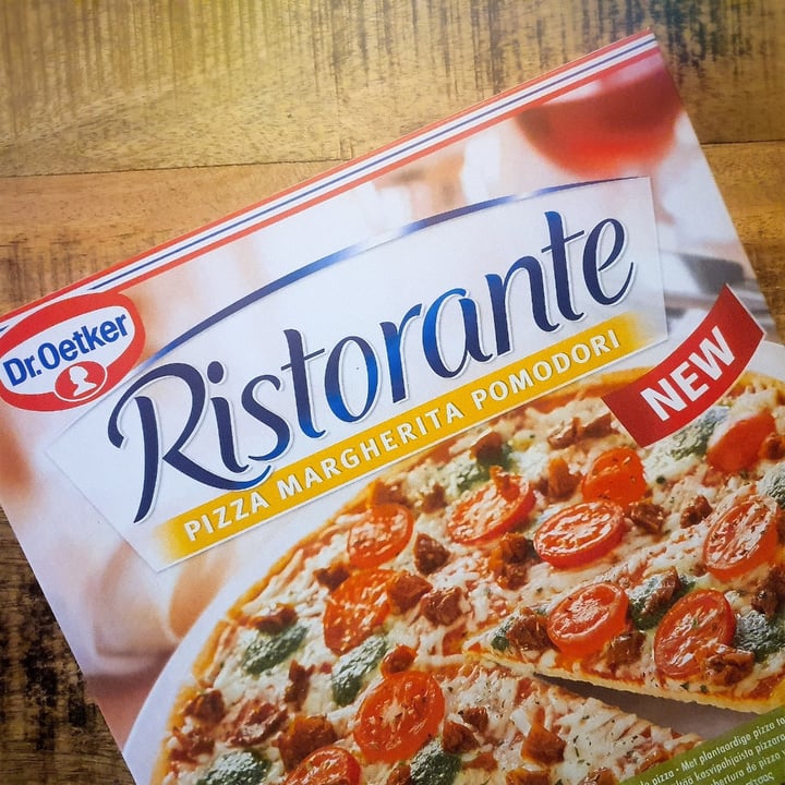 photo of Dr. Oetker Ristorante Pizza Margherita Pomodori shared by @lauraelyna on  26 Oct 2021 - review