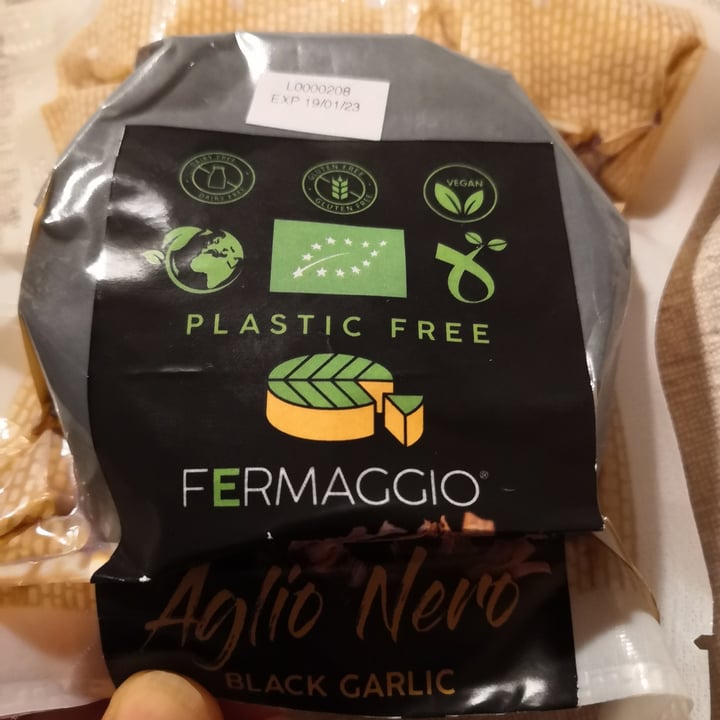 photo of Fermaggio Aglio nero affinato shared by @criscros on  04 Oct 2022 - review