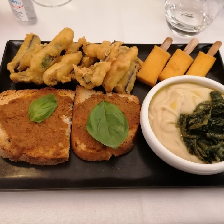 photo of La Muraya Ristorante Antipasto vegan shared by @marghe96 on  20 Apr 2022 - review