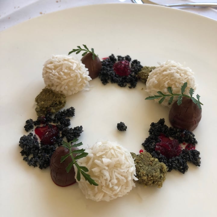 photo of Vegan Hotel LA VIMEA Coconut Dessert shared by @notlessstarry on  16 Jul 2021 - review
