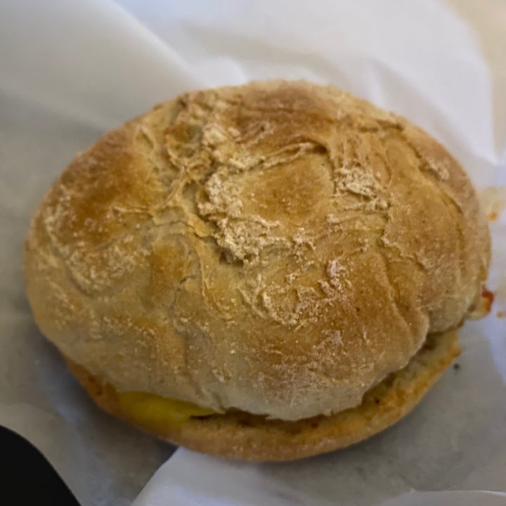 review photo of Starbucks Beyond meat breakfast sandwhich shared by @jakk-poole on 16 Jan 2021 - review