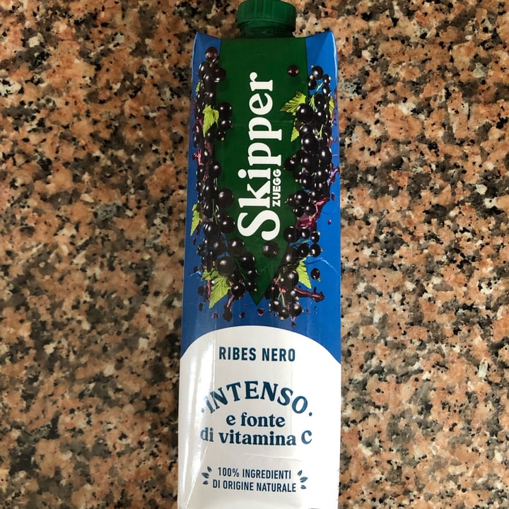 photo of Skipper Zuegg Succo al ribes nero shared by @glottaveg93 on  10 May 2022 - review