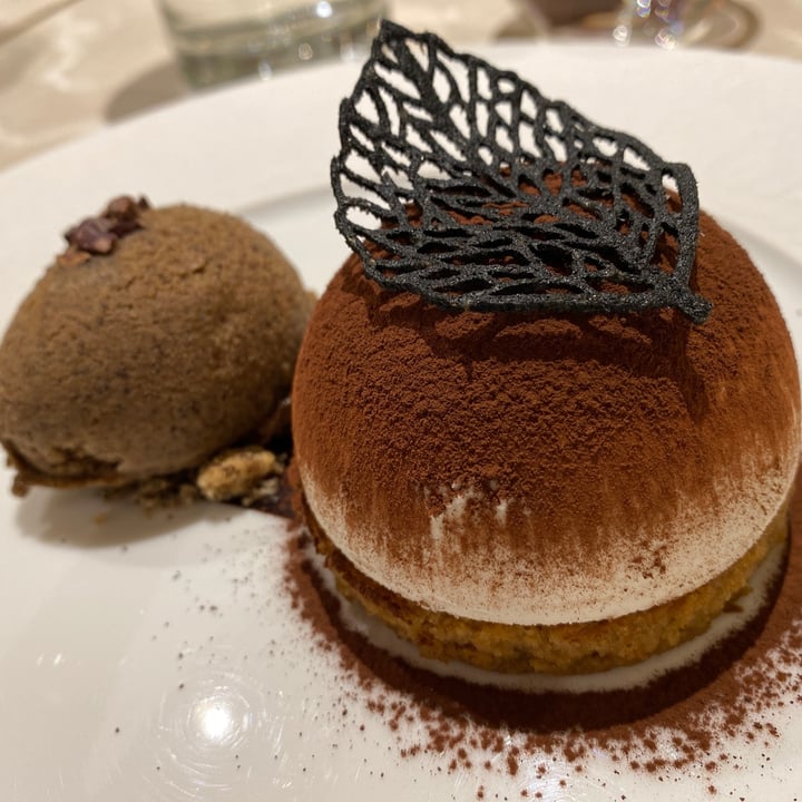 photo of Linfa Milano - Eat Different Tiratisù shared by @animalionline on  24 Dec 2021 - review