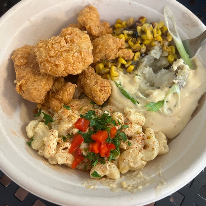 photo of Dharma Southern Kitchen: Tampa DFC Bowl shared by @veganfta on  13 Jul 2022 - review