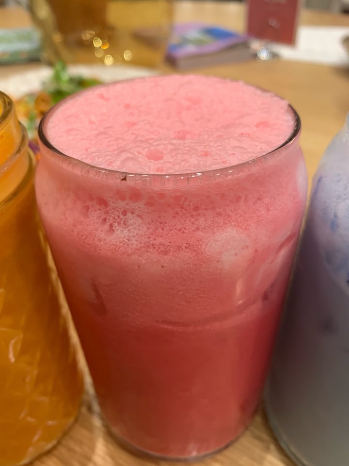 review photo of Life Alive Organic Cafe Heart beet shared by @aestheticallyadventurous on 03 Apr 2019 - review