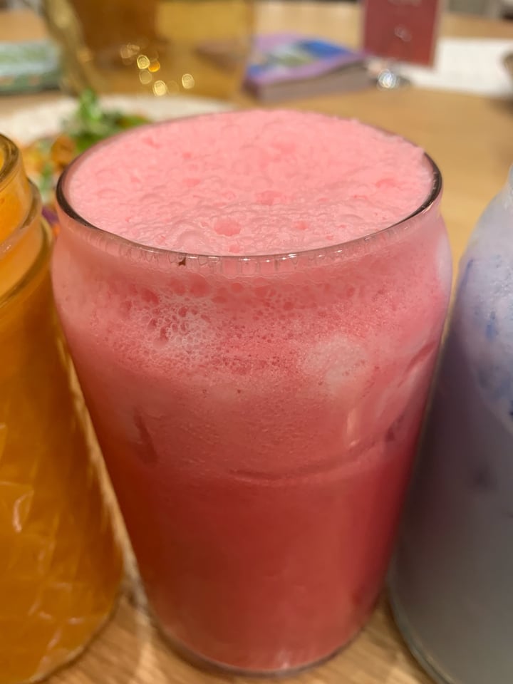 photo of Life Alive Organic Cafe Heart beet shared by @aestheticallyadventurous on  03 Apr 2019 - review