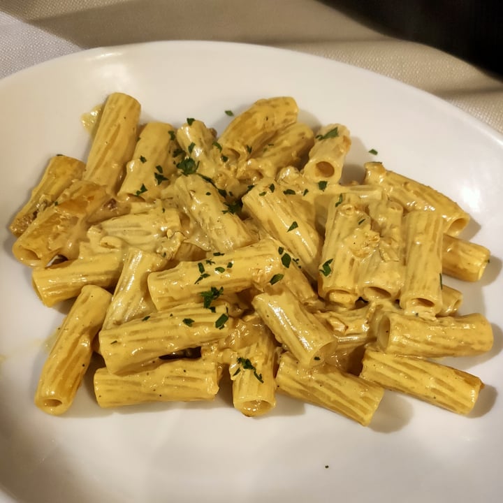 review photo of Mezzaluna Carbonara shared by @vitorz on 28 Oct 2022 - review