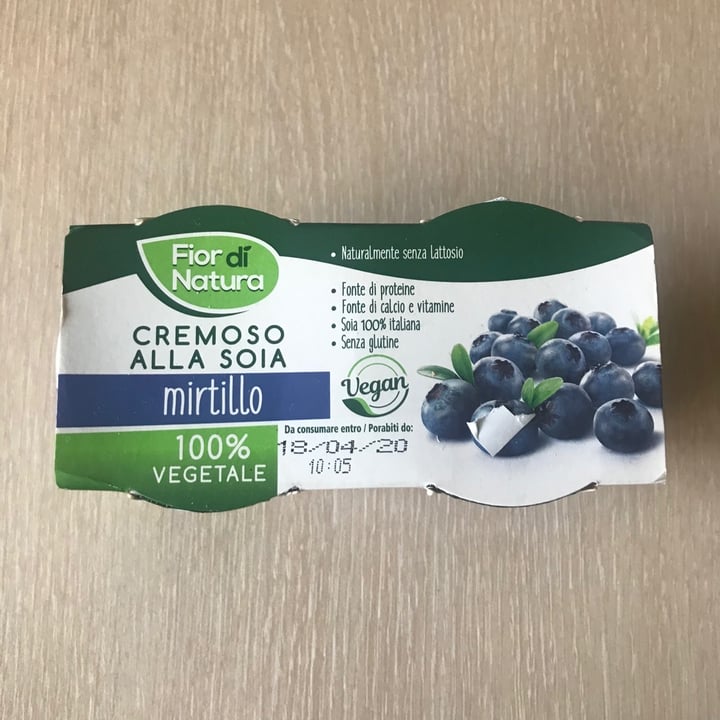 photo of Fior di Natura Yogurt Cremoso Alla Soia Mirtillo shared by @rinaadeelah on  10 Apr 2020 - review