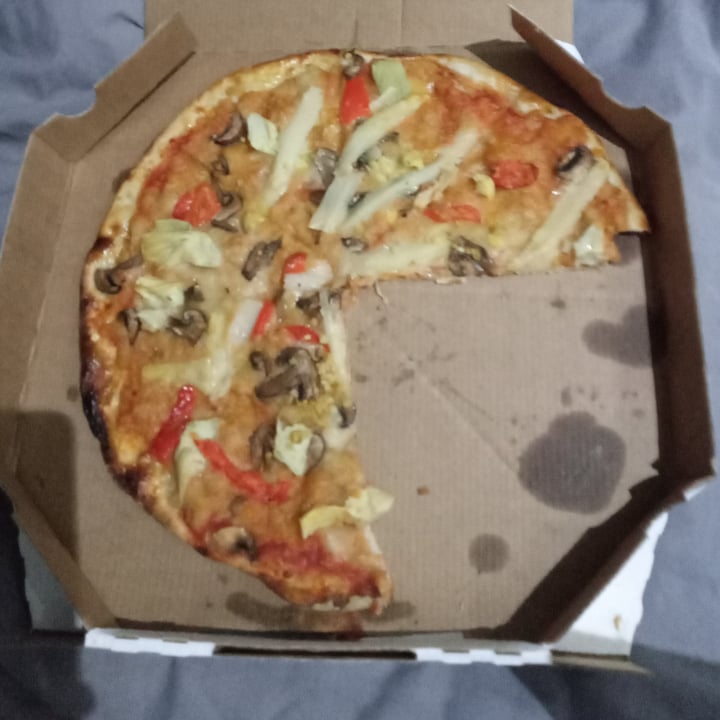 photo of Balducci Cape Town Casalinga Pizza shared by @fruitfulfig on  16 Sep 2020 - review