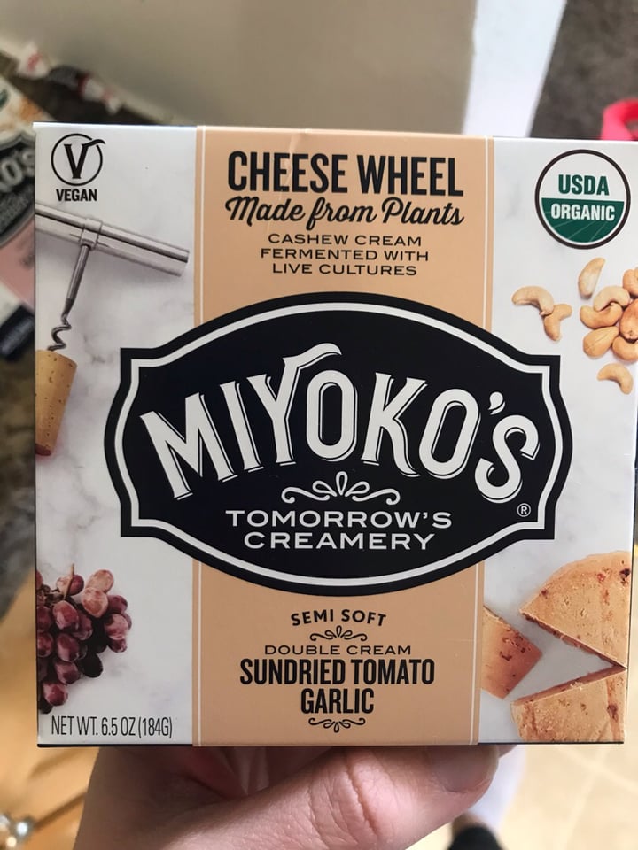 review photo of Miyoko's Creamery Double Cream Sundried Tomato Garlic Cashew Milk Cheese shared by @taylortots on 23 Nov 2018 - review