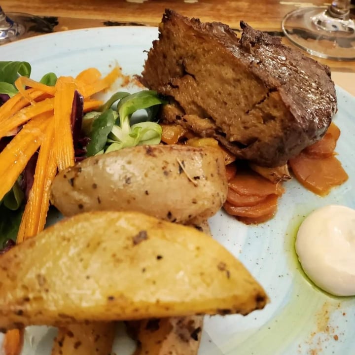 photo of L'Orto già Salsamentario - Vegan & raw food Seitan Al Vino shared by @erika76boscolo on  06 Jun 2022 - review