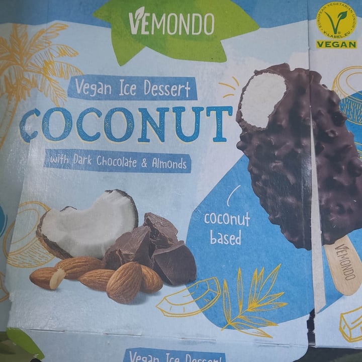 photo of Vemondo Vegan Ice Dessert - Coconut shared by @lyahlinn on  03 May 2022 - review