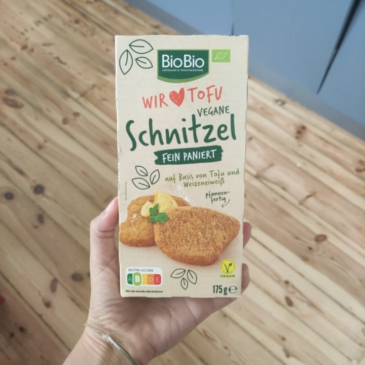 photo of BioBio Vegane Schnitzel shared by @sofsmustdie on  17 Sep 2022 - review