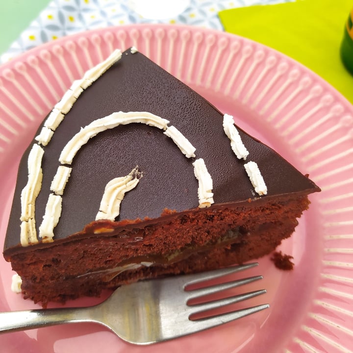 photo of Bakery Lab Sacher Cake shared by @martss on  29 Jun 2022 - review