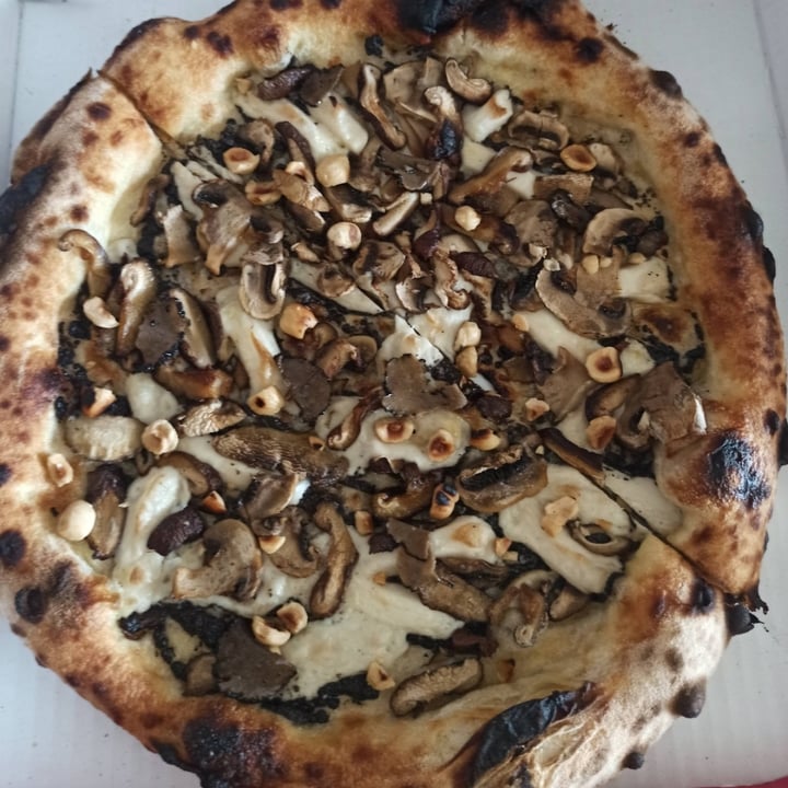 review photo of Can Pizza Poblenou Pizza Vaya Vegan shared by @mynameisilaria on 15 Apr 2022 - review