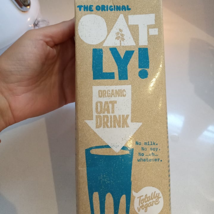 review photo of Oatly Hafer Fettarm Bio Drink shared by @fruitfulfig on 30 Nov 2021 - review