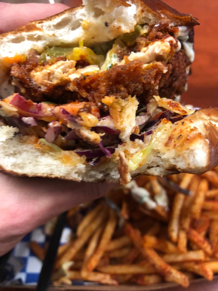 photo of LETTUCE FEAST Nashville Hot Chik’n Sammy shared by @evolotus on  22 Dec 2018 - review