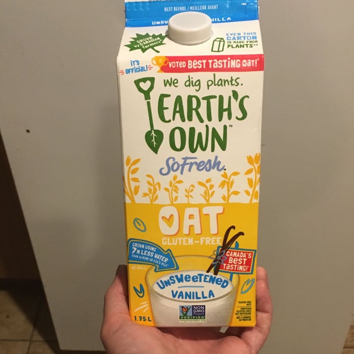 photo of Earths own organic Oat unsweeted vanilla shared by @sibb on  04 Nov 2021 - review
