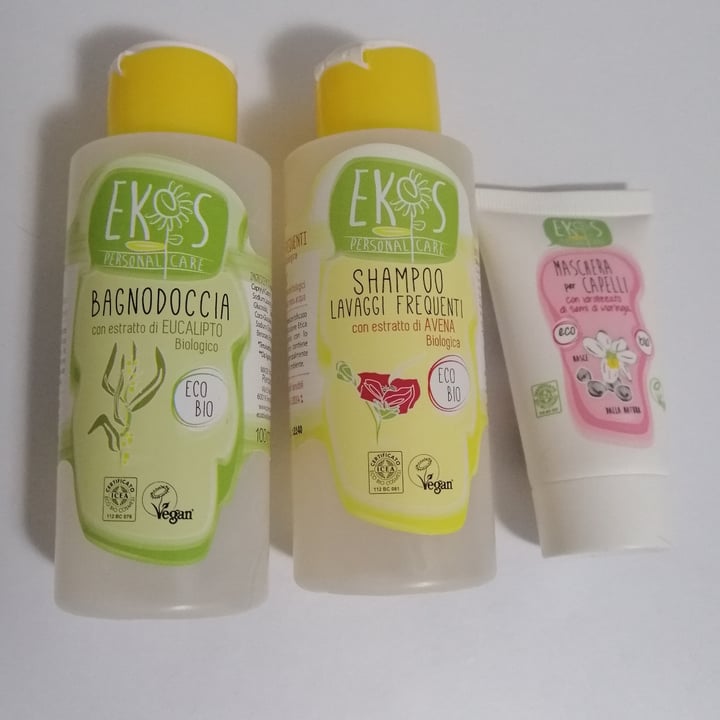 photo of Ekos personal care Bagnodoccia all'eucalipto shared by @sofisc on  02 Jan 2022 - review