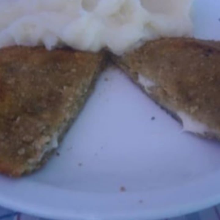 review photo of Postres Veganos Almacén Milanesas de arvejas rellenas shared by @hazteunvegano on 25 Aug 2020 - review